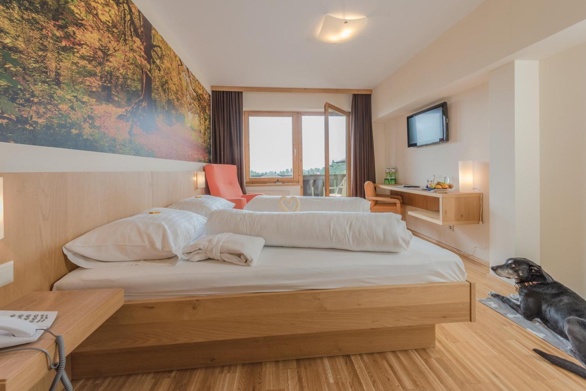 Almfrieden Hotel & Romantikchalet Рамзау ам Дахщайн Екстериор снимка